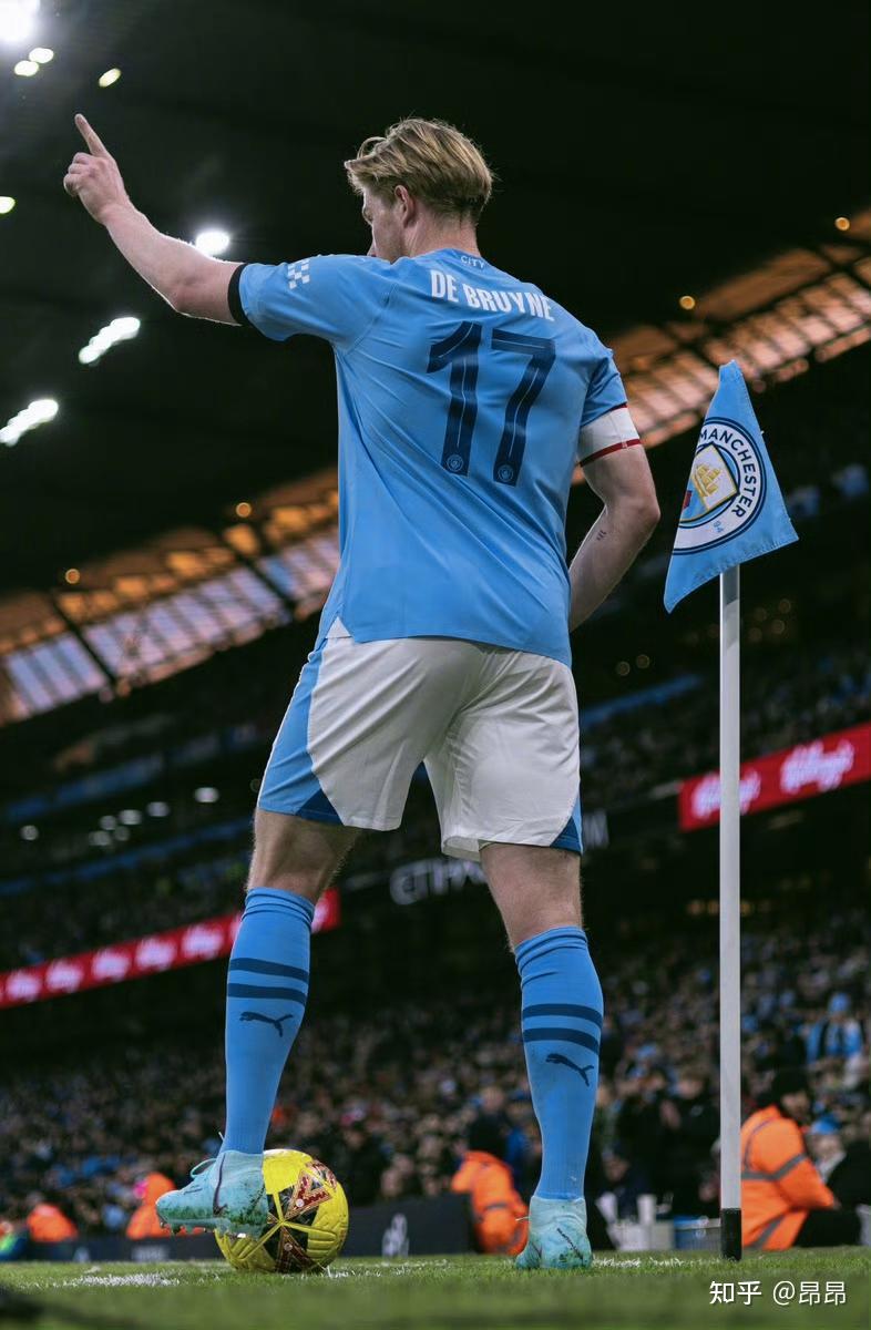 本赛季苏超最佳阵容：冠军泰州队1人入选，亚军南通队3人在列（苏超本季最佳阵容出炉：冠军泰州仅1人入选，亚军南通3将上榜）