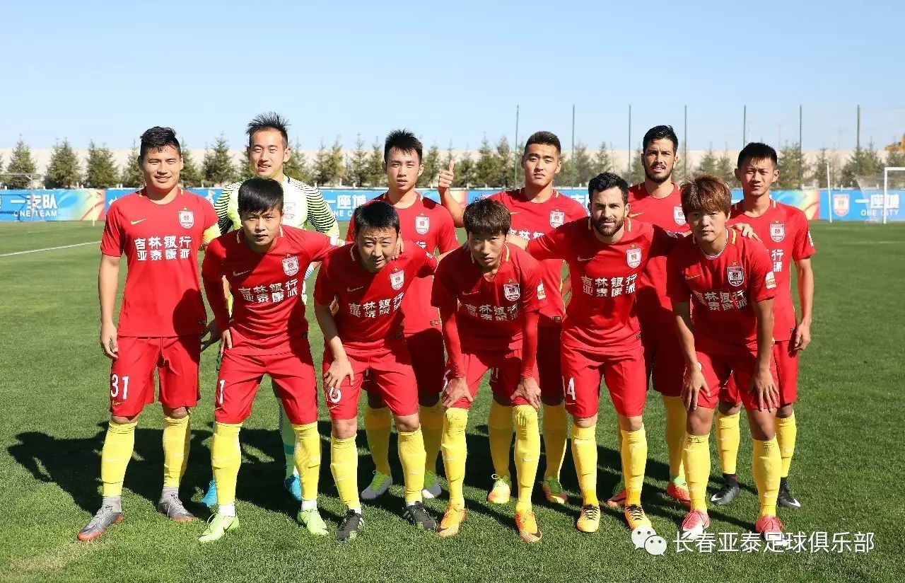 王楚钦拼尽全力，网友：实力差距太大（王楚钦竭尽所能，网友直言：实力悬殊过大）