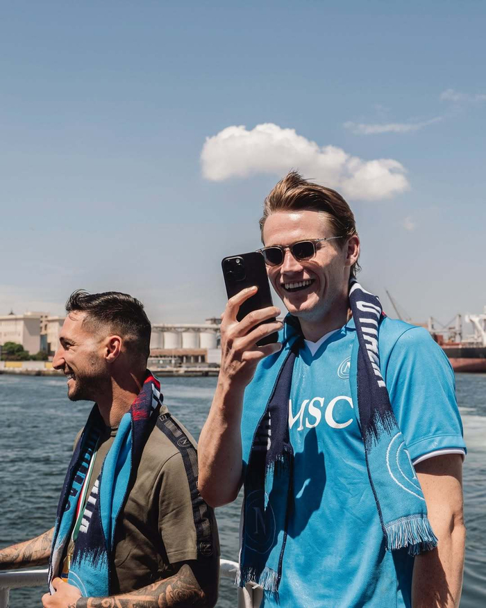 申花与津门虎历史共计交手47次，战绩为20胜17平10负（申花与津门虎历史交锋47场，战绩20胜17平10负）